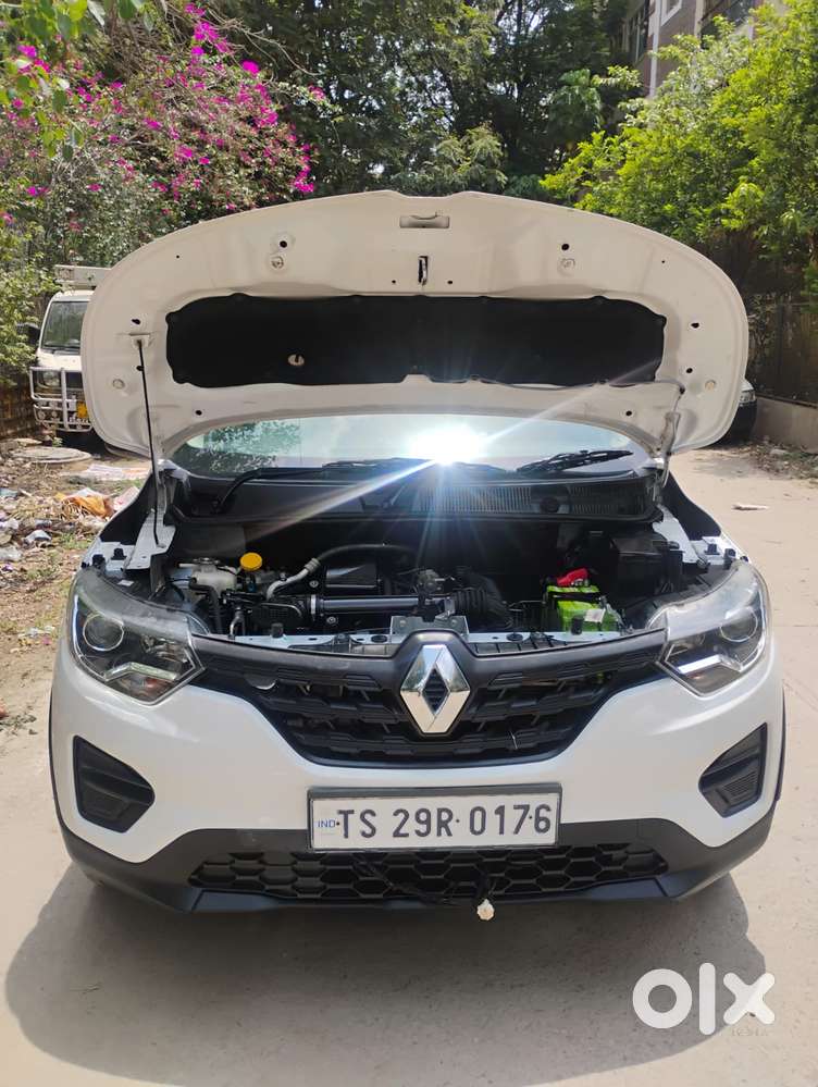 Renault Triber Rxl, 2023, Petrol