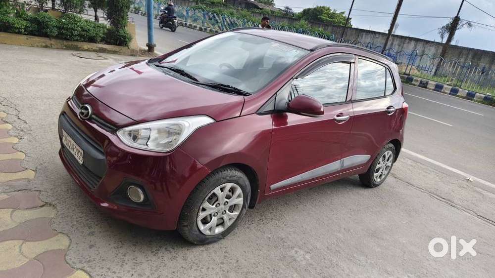 Hyundai Grand I10 Sportz, 2014, Petrol