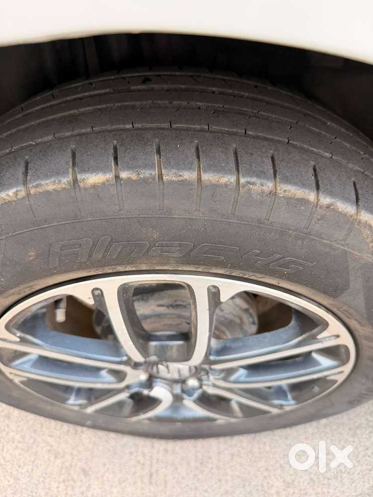 Maruti Suzuki Swift Amt Zxi Plus, 2018, Petrol