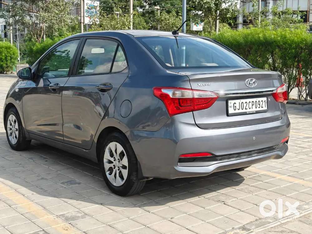 Hyundai Xcent Cng 2018 Model Km:50000 Genuine