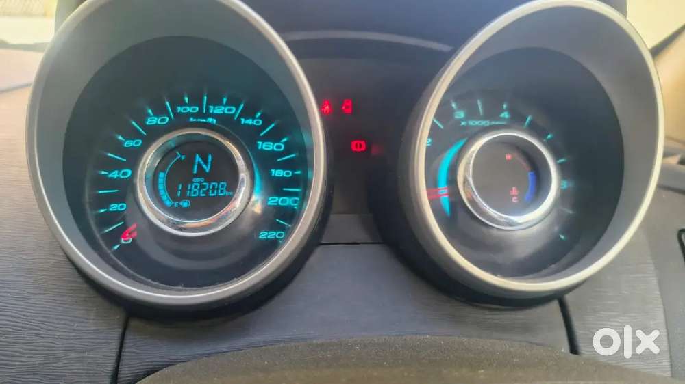 Mahindra Xuv700 2015 Diesel 120000 Km Driven