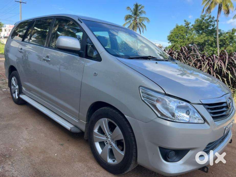 Toyota Innova 2.5 G (diesel) 8 Seater, 2012