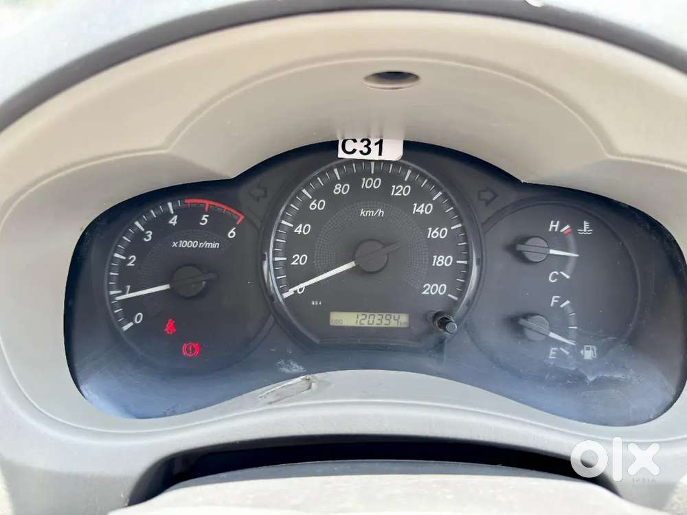 Toyota Innova 1st Owner 2014
