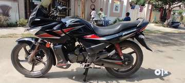 Karizma r black hot sale