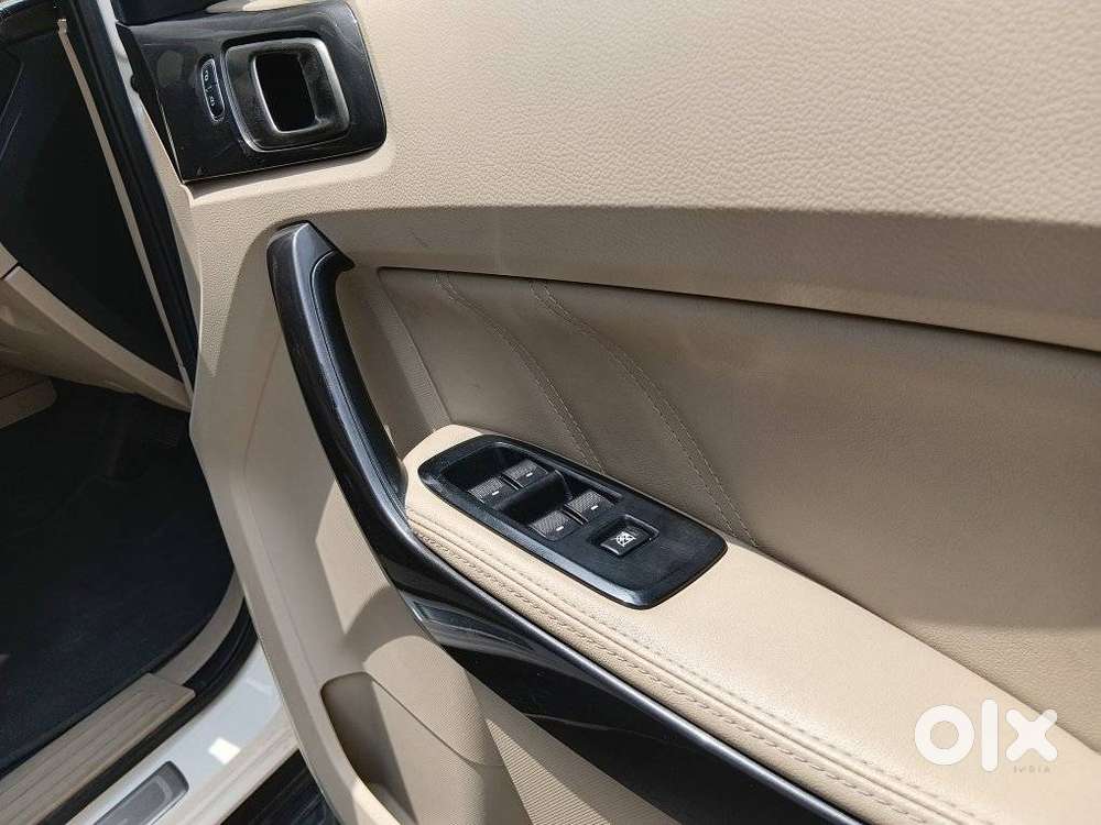Ford Endeavour 2.2 Titanium At 4x2, 2018, Diesel