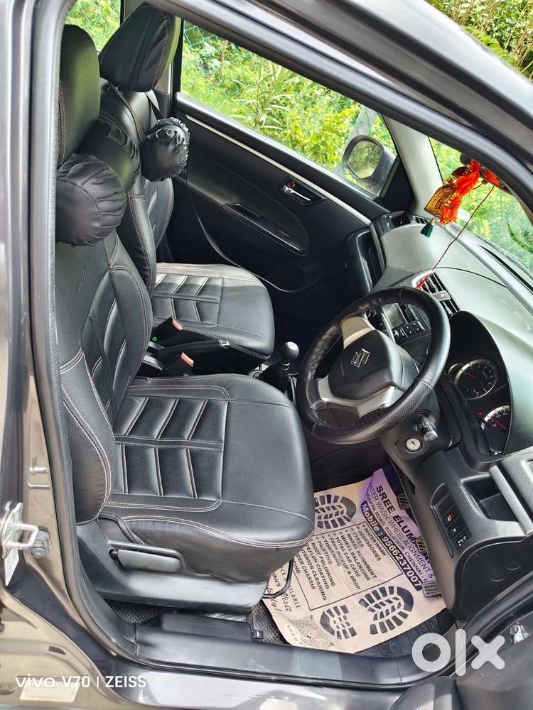 Maruti Suzuki Swift Vxi 1.2 Abs Bs-iv, 2017, Petrol