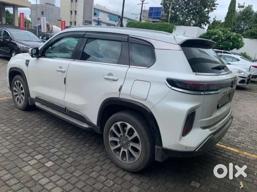 Maruti Suzuki Grand Vitara 1.5 Alpha Smart Hybrid At, 2023, Petrol
