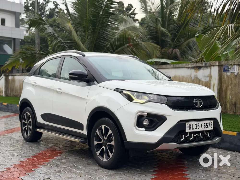 Nexon Petrol Xz Plus Single Owner