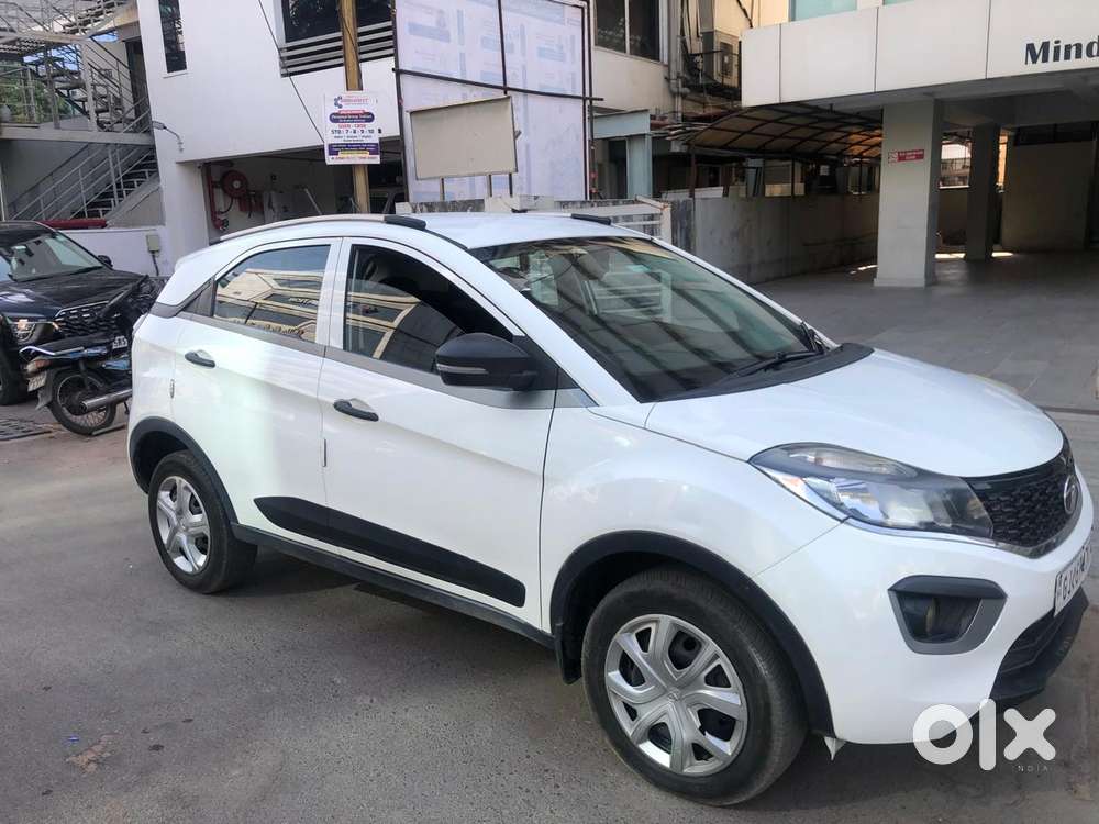 Tata Nexon 1.5 Revotorq Xm (s), 2019, Diesel