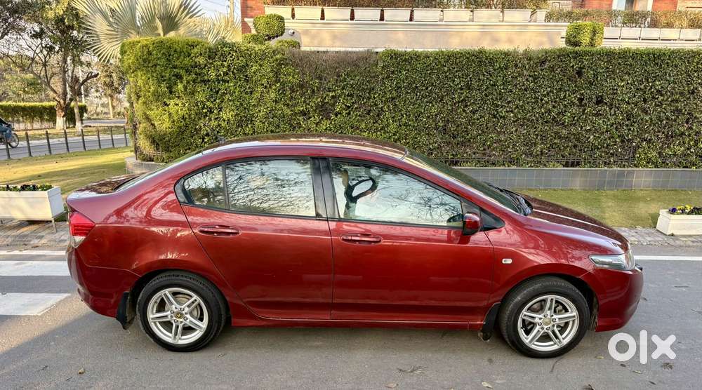 Honda City V Inspire, 2011, Petrol