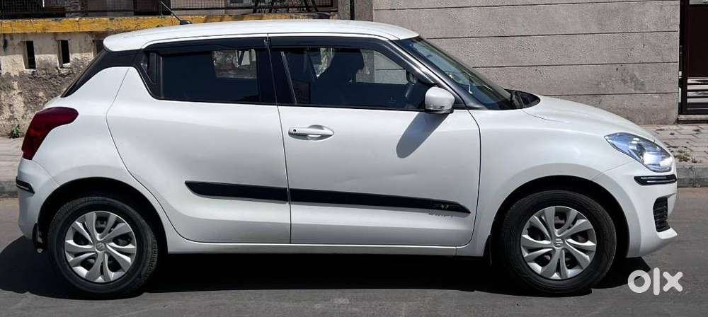 Maruti Suzuki Swift Vxi Abs Bsiv, 2019, Petrol