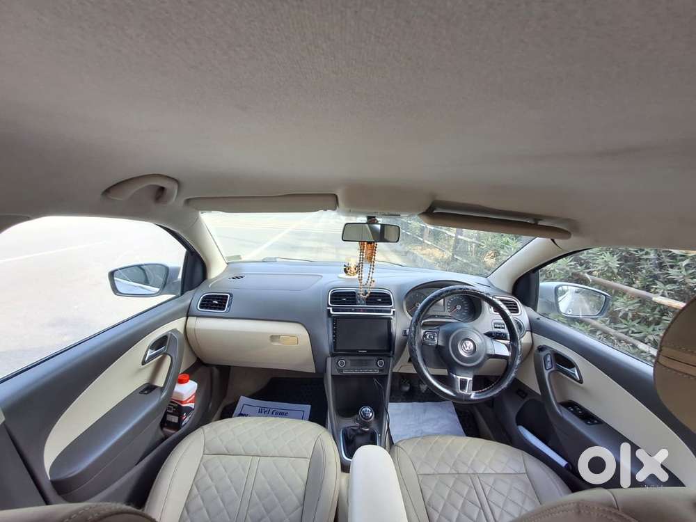 Volkswagen Vento 2010-2013 Petrol Highline, 2014, Petrol