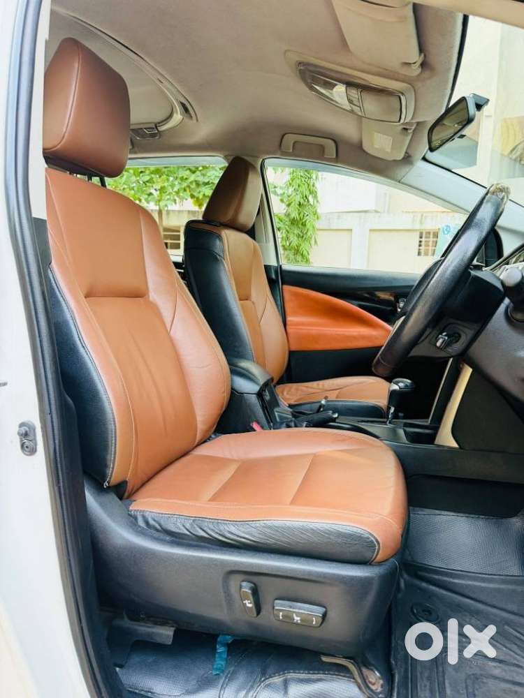 Toyota Innova Crysta 2.8 Z, 2016, Diesel