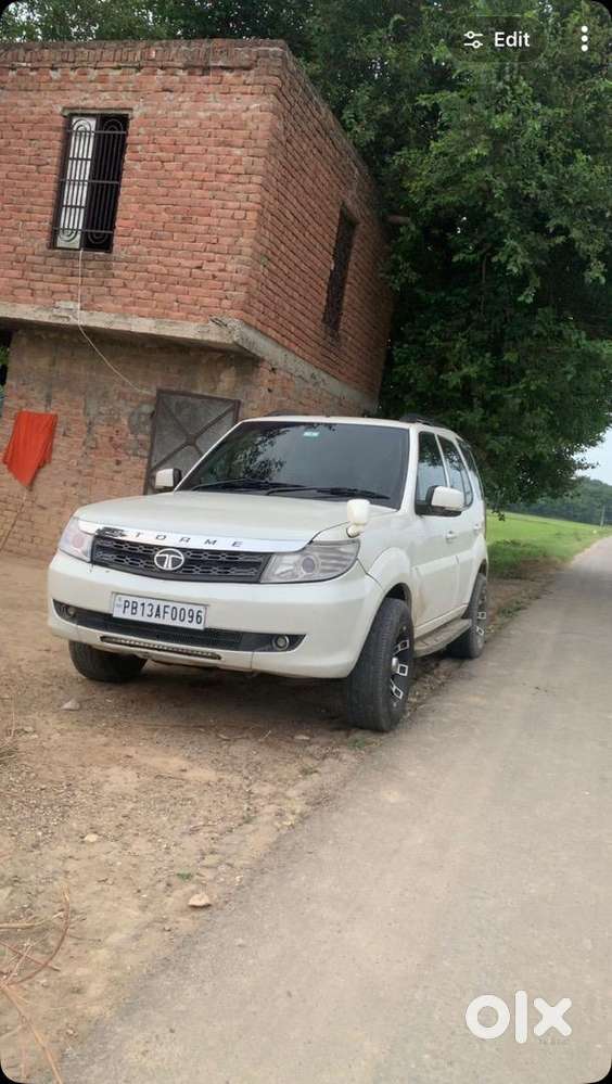 Tata Safari Storme 2014 Diesel Well Maintained