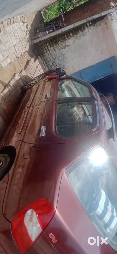 Car Mei Koi Problem Nahi  5 Sal Ka Renewal Bhi Karva Chuke Hai