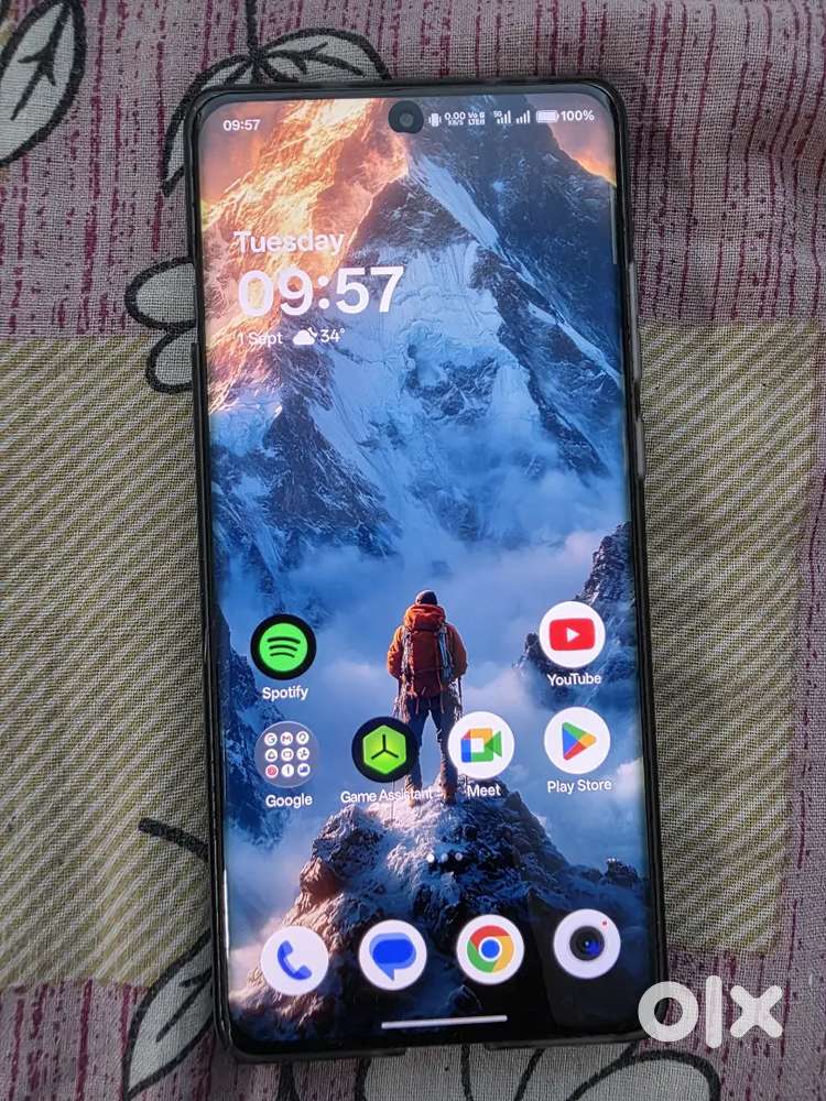 OnePlus 12 5G 256GB  Excellent Condition  Powerful Flagship Phone