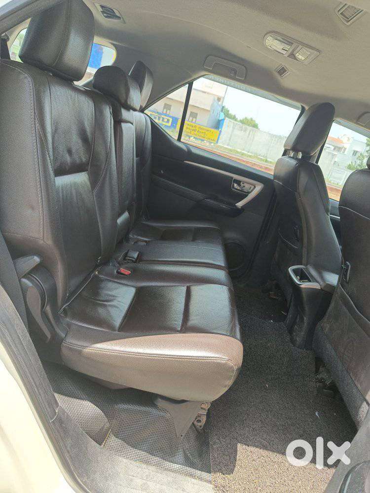 Toyota Fortuner 4x2 Mt 2.8 Diesel, 2019, Diesel