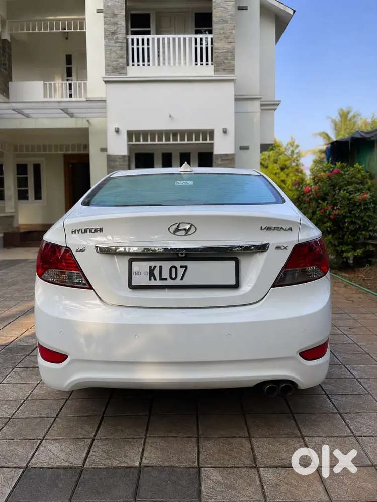 Hyundai Verna 2012 Fluidic 1.6 Diesel
