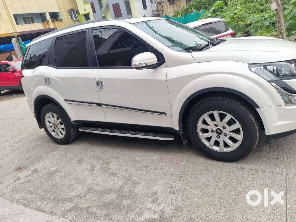 Mahindra Xuv500 W9 At 1.99, 2017, Diesel