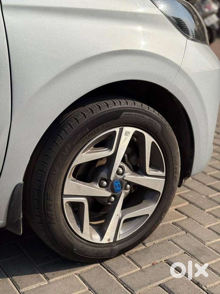 Hyundai Aura Sx 1.2 Cng, 2024, Cng & Hybrids