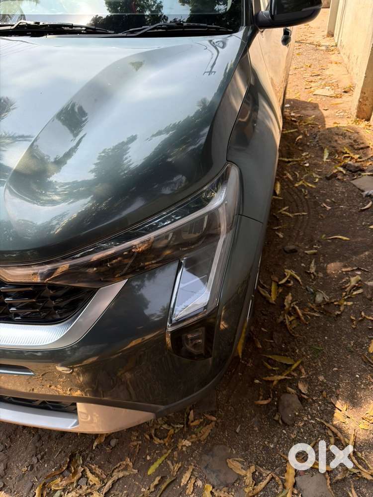 Kia Sonet 2024 Petrol Well Maintained