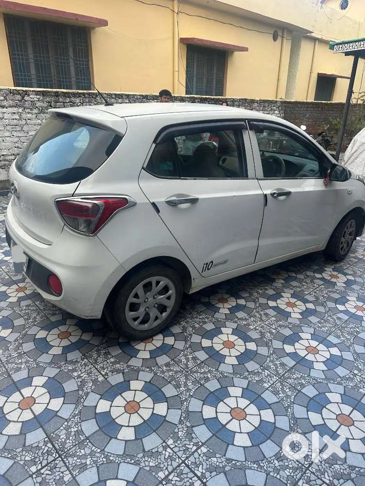 Hyundai Grand I10 2018 Petrol 52000 Km Driven