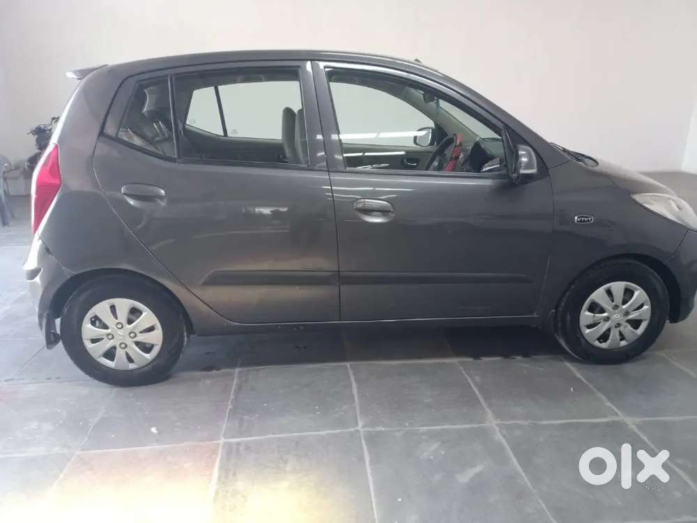Hyundai I 10 Well Maintained White Board Car