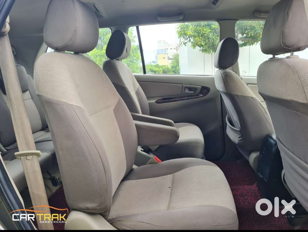 Toyota Innova 2.5 V 7 Str, 2014, Diesel