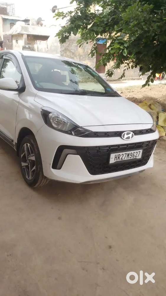 Hyundai Aura 2023 Cng 32000 Km Driven Single Hand Car .