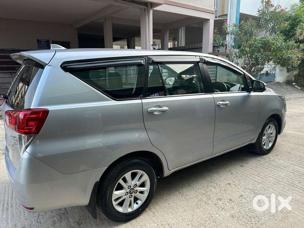 Toyota Innova Crysta 2018 Diesel 240000 Km Driven