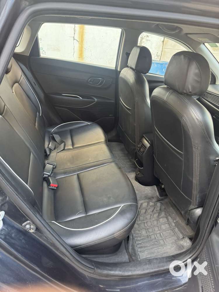 Hyundai New I20 1.2 Asta (o) Ivt, 2021, Petrol