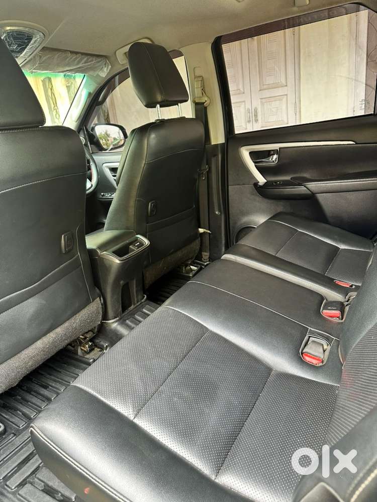 Toyota Fortuner 2022 Diesel Well Maintained