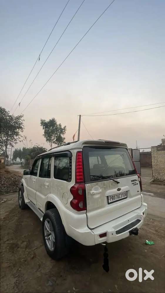 Mahindra Scorpio 2012 Diesel Good Condition  4wd Top Model
