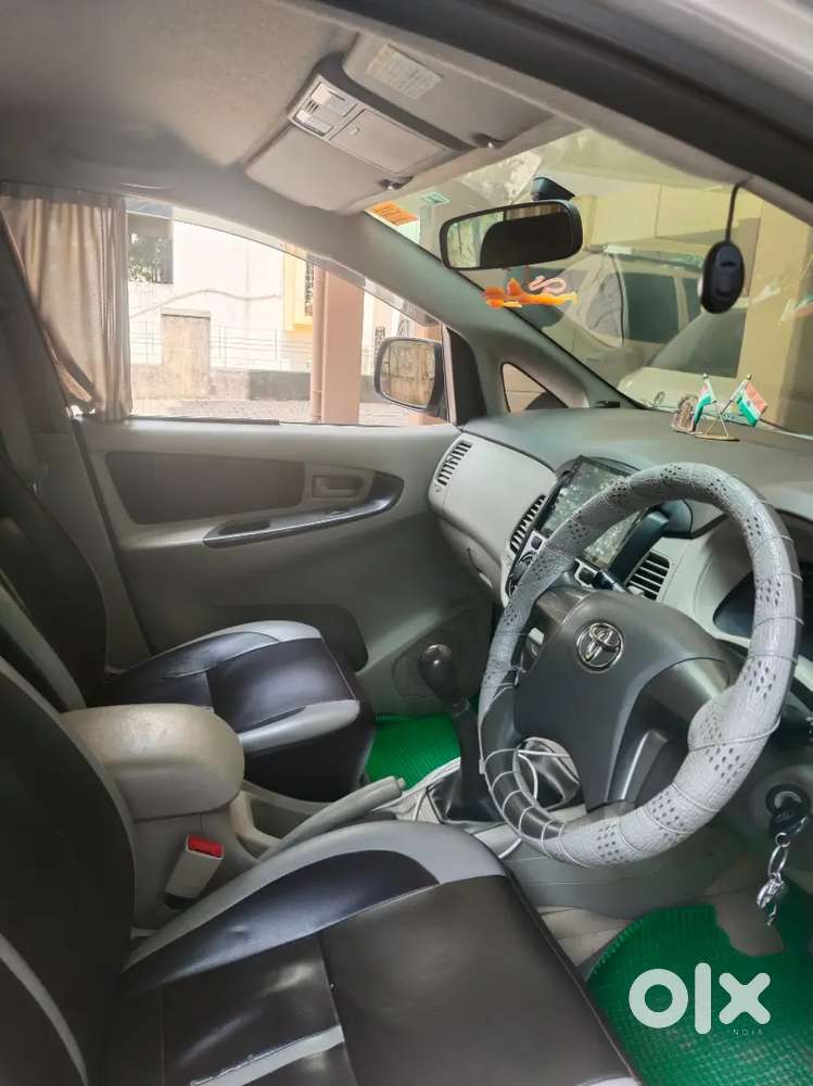 Toyota Innova Hycross 2.0 Diesel Manual 2014