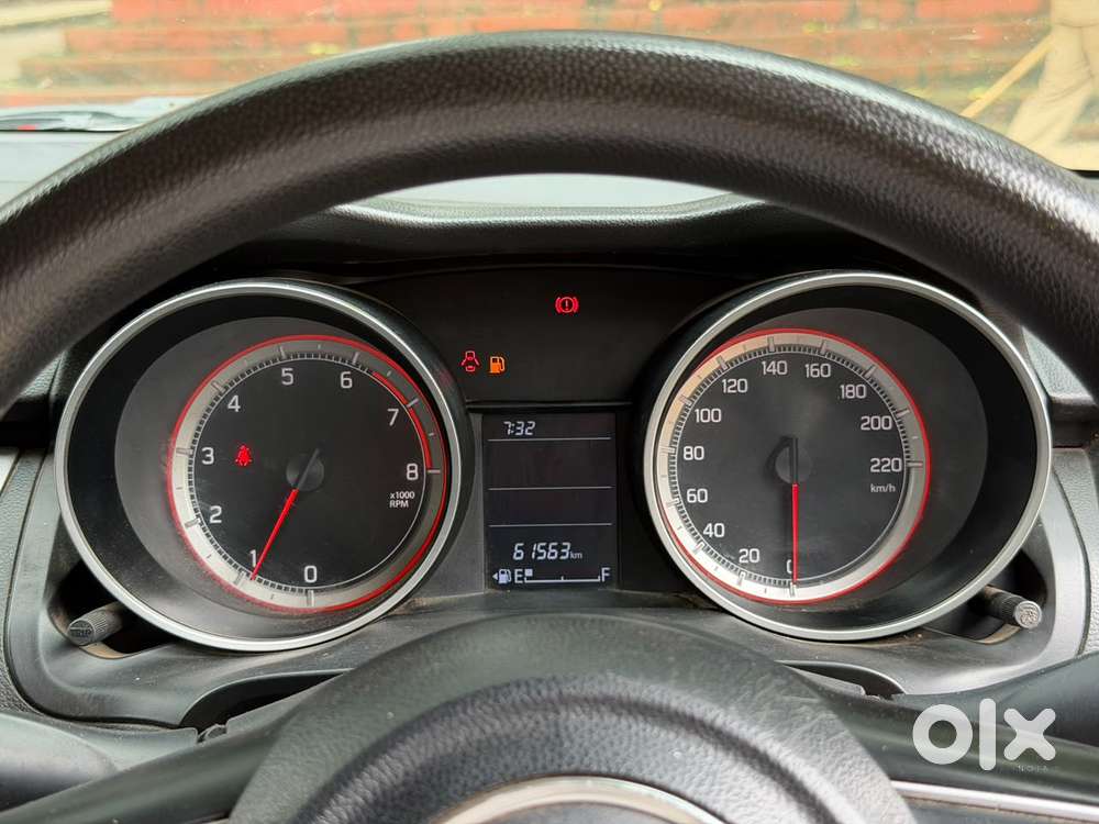 Maruti Suzuki Swift Vxi Ags, 2022, Petrol