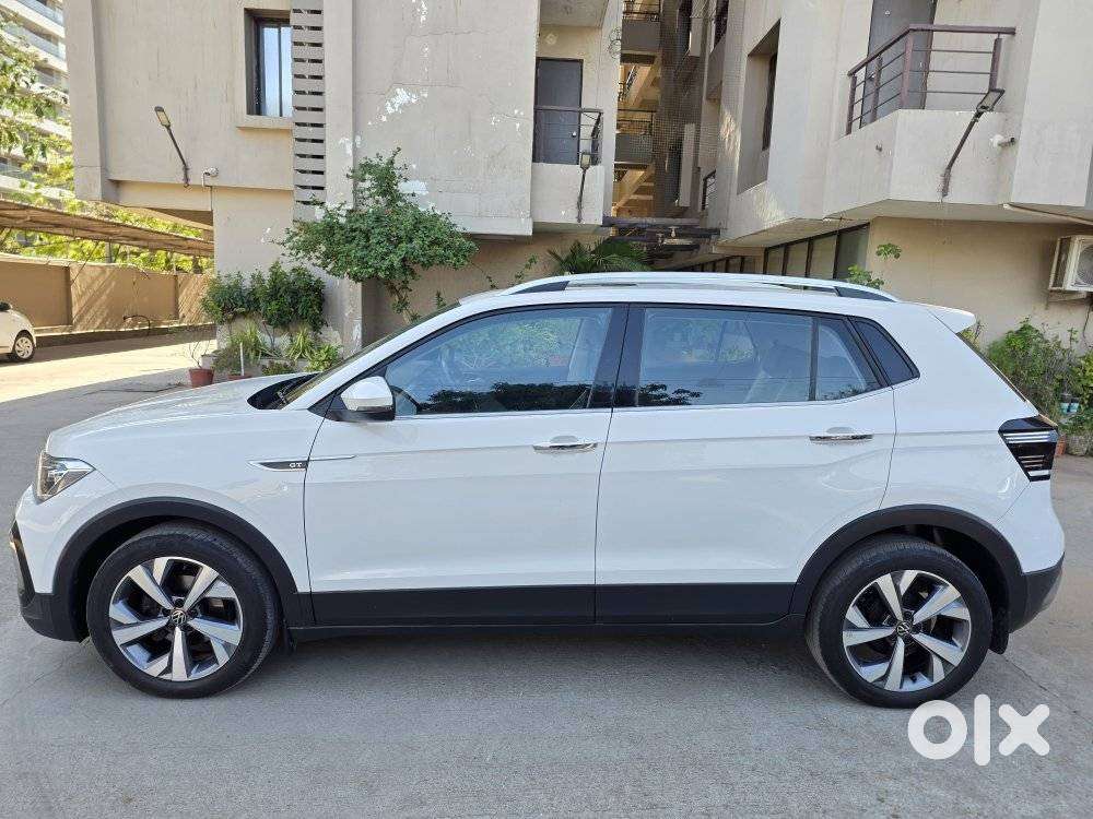 Volkswagen Taigun 1.0 Tsi Topline At, 2022, Petrol