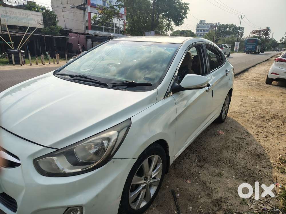 Hyundai Verna Crdi 2011