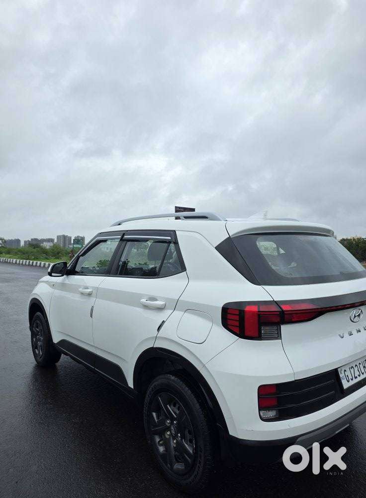 Hyundai Venue S 1.2 Petrol, 2024, Petrol