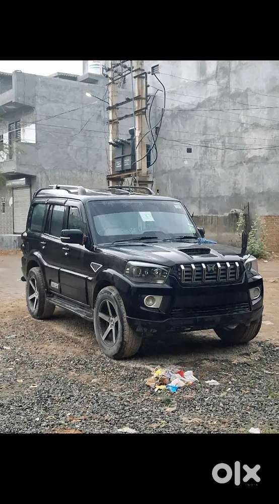 Mahindra Scorpio 2.2 S9 2022