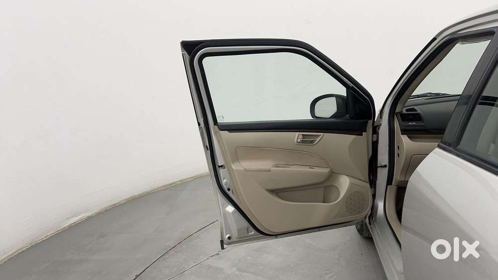 Maruti Suzuki Swift Dzire Amt Zdi, 2017, Diesel