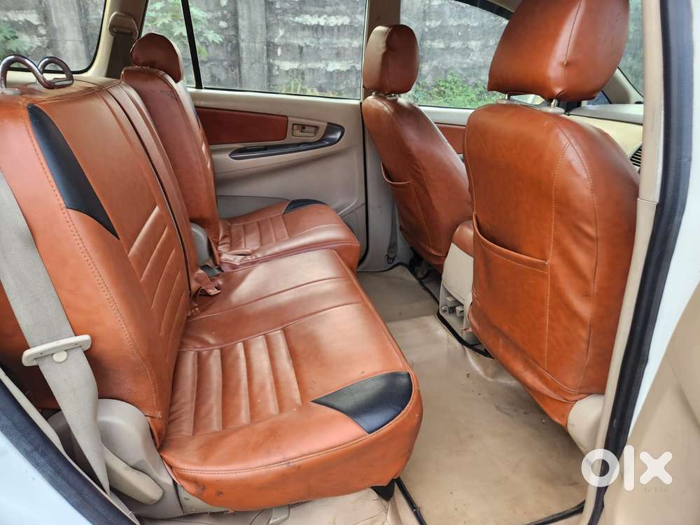 Toyota Innova 2.5 G (diesel) 8 Seater Bs Iv, 2009, Diesel