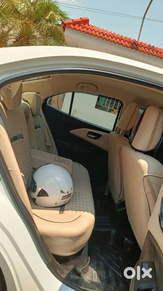 Maruti Suzuki Dzire Vxi Ags, 2025, Petrol