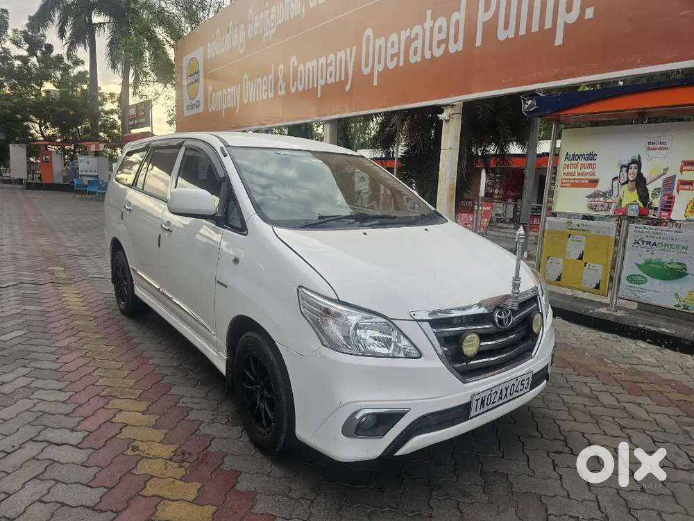Toyota Innova 2013 Diesel 4th Owner