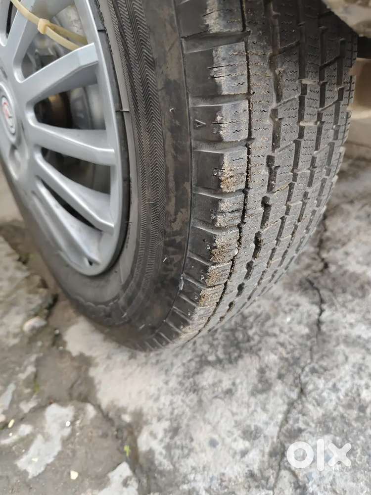 Good Condition Best Mileage Chilled Ac Good Music System