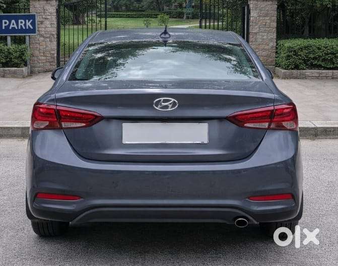 Hyundai Verna 1.6 Sx (o) Vtvt, 2019, Petrol