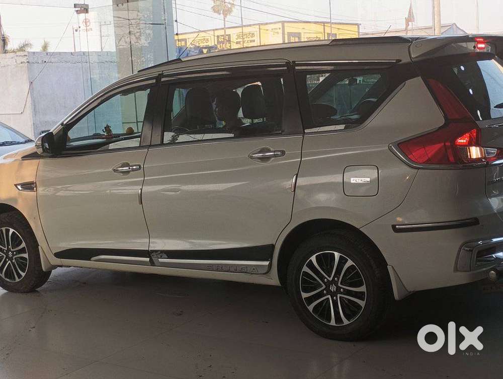 Maruti Suzuki Ertiga 2022-2023 Zxi, 2022, Petrol