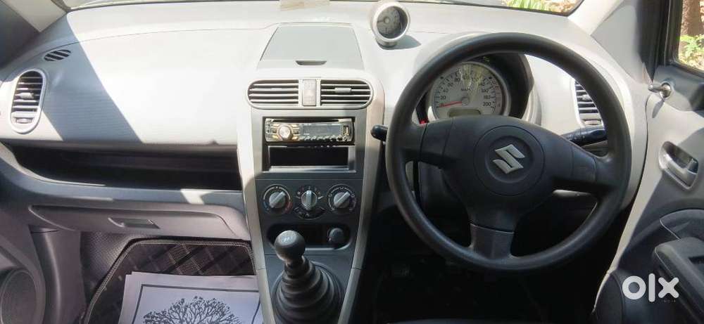 Maruti Suzuki Ritz Vxi, 2011, Petrol