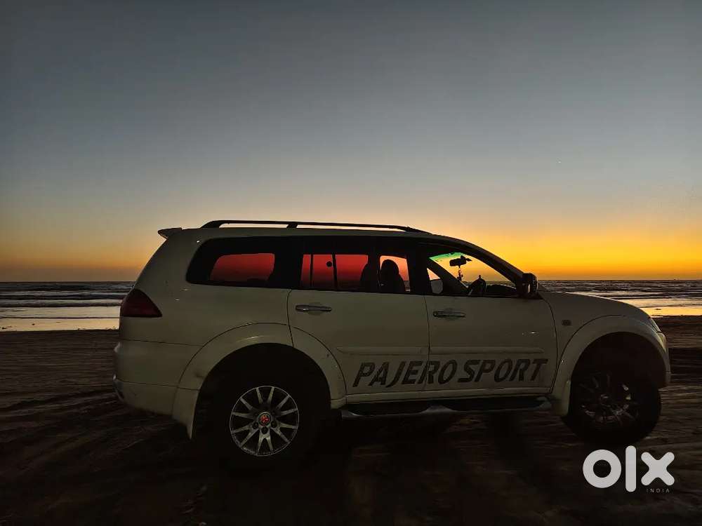 Mitsubishi Pajero Sport 2013 Diesel 165000 Km Driven