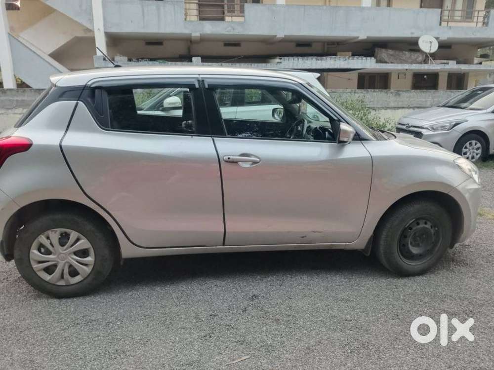 Maruti Suzuki Swift Amt Vxi, 2020, Petrol