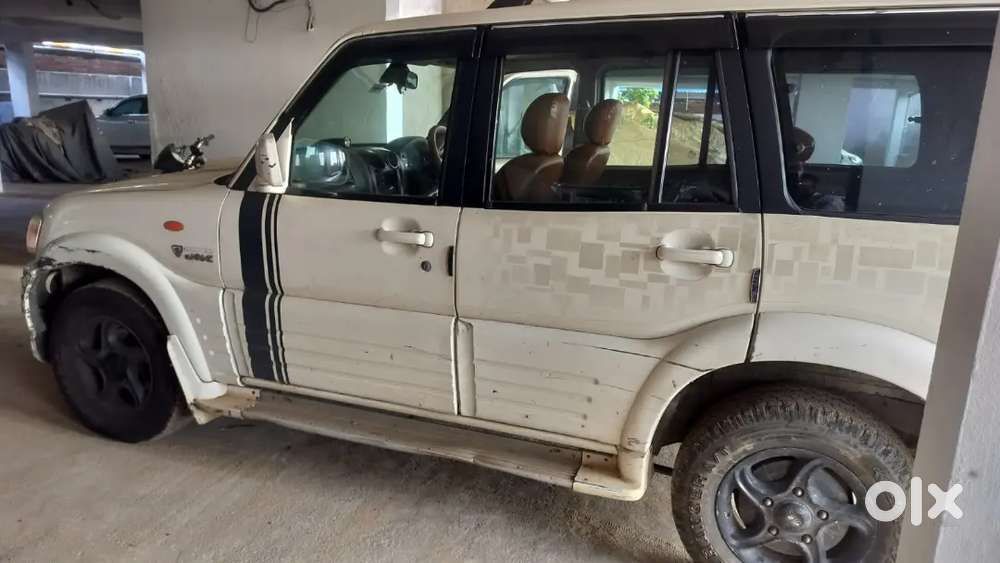 Mahindra Scorpio 2009 Diesel 150000 Km Driven
